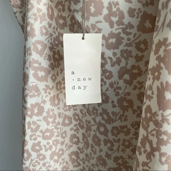 Women's Apron Slip Floral Print Dress A New Day™ Cream Size XL - Picture 7 of 8